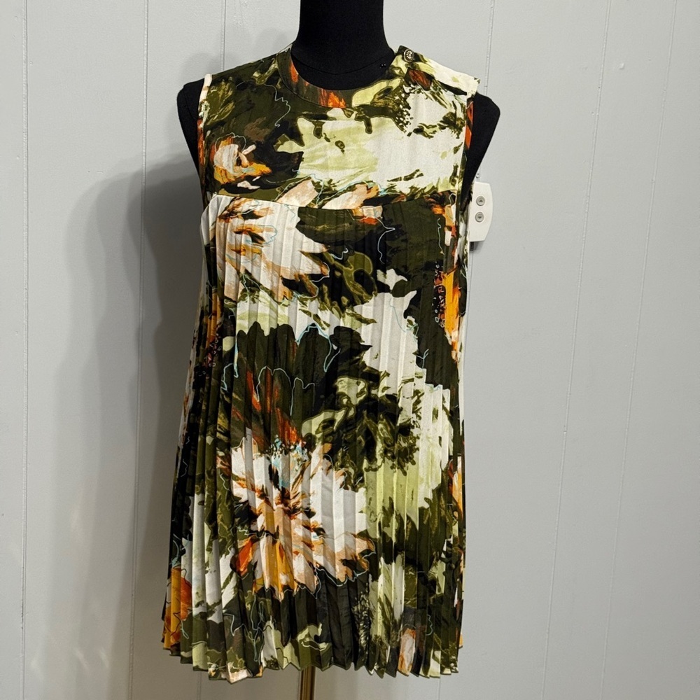 #14)  Melissa Paige Multicolor Floral Top